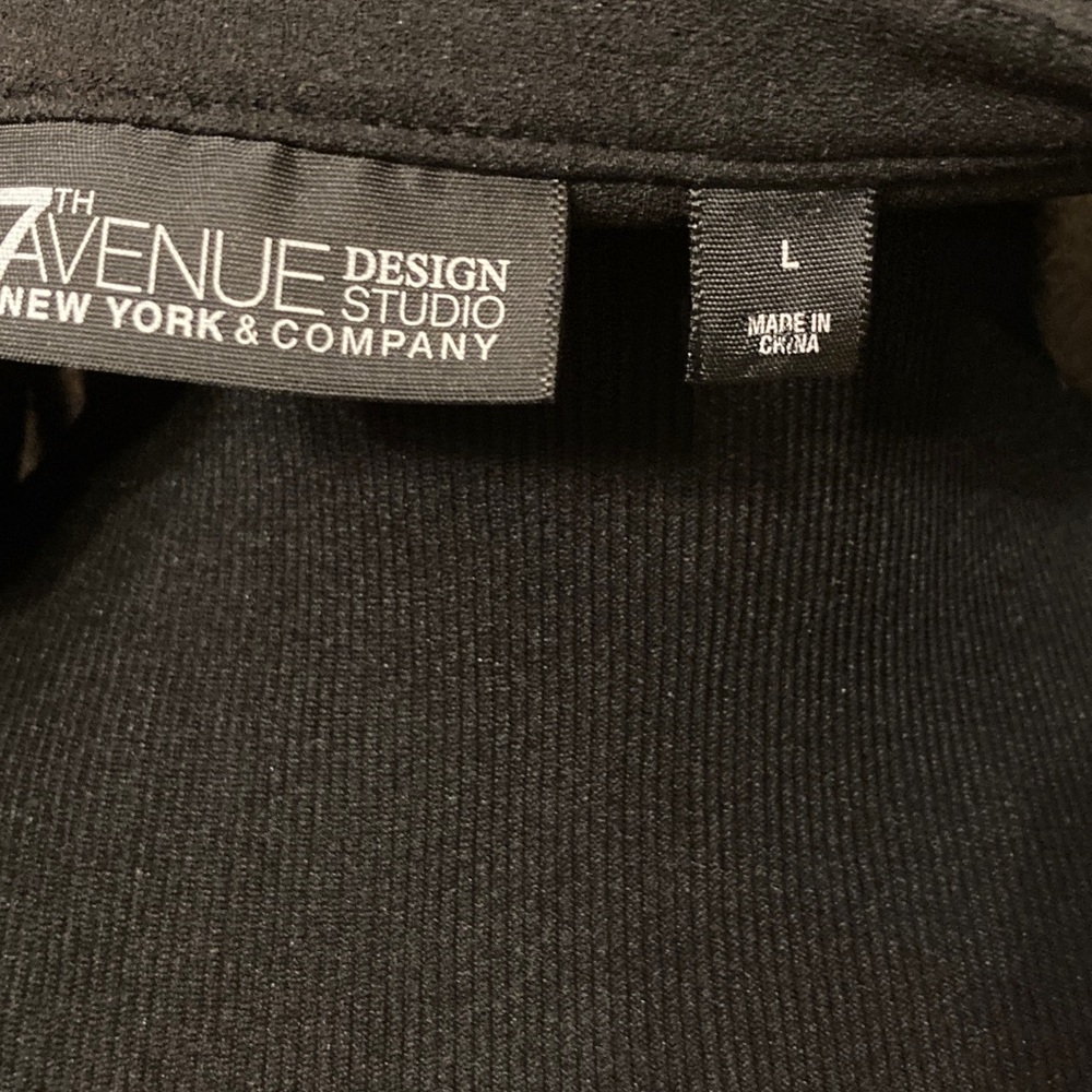 Tunic - Picture 5 of 5